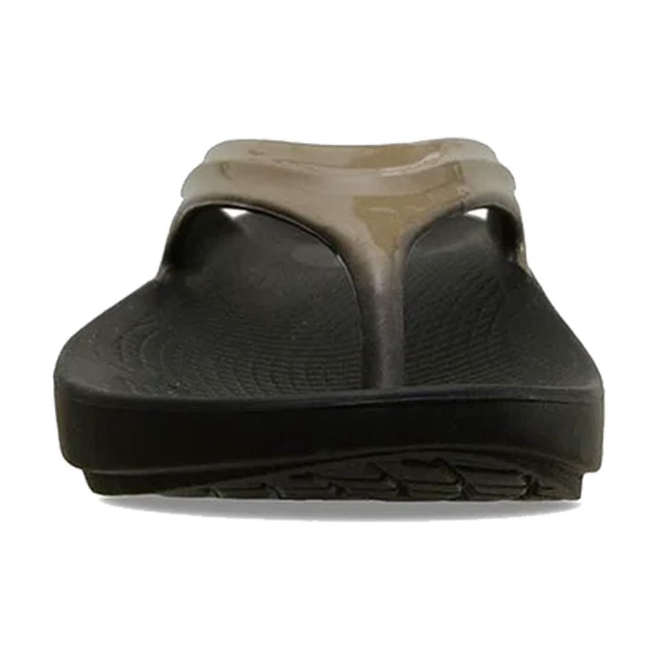 OOFOS Women's OOlala Luxe Sandal Black/Latte