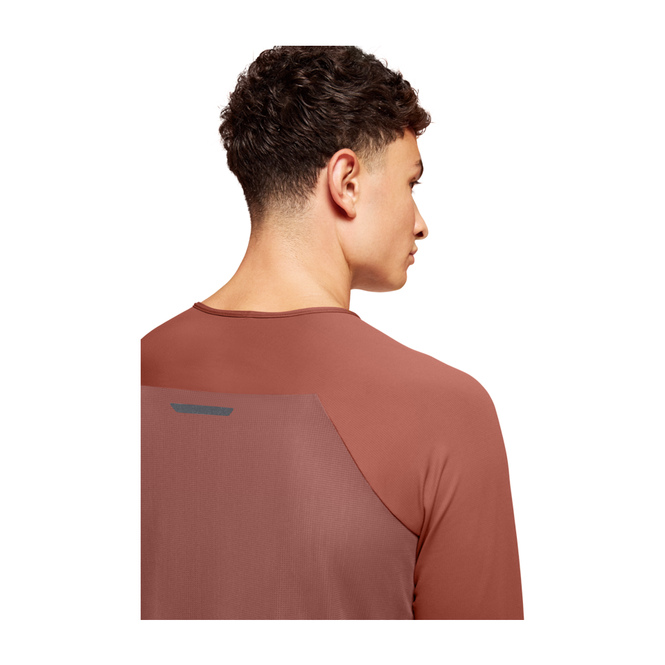 On Men's Performance Long-T Auburn/Ruby