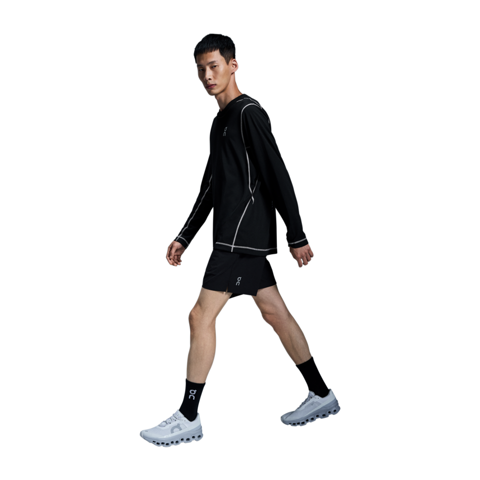 On Men's 5" Core Shorts Black