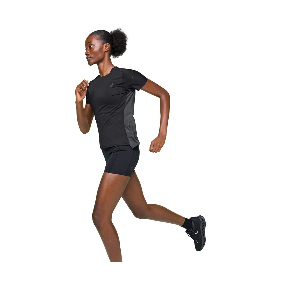 On Women's Performance-T Black/Eclipse