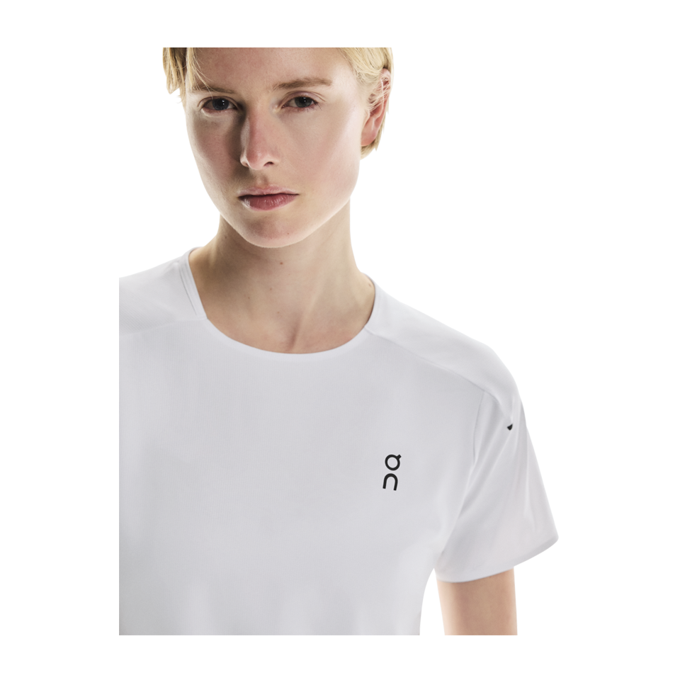 On Women's Performance-T White/Silver