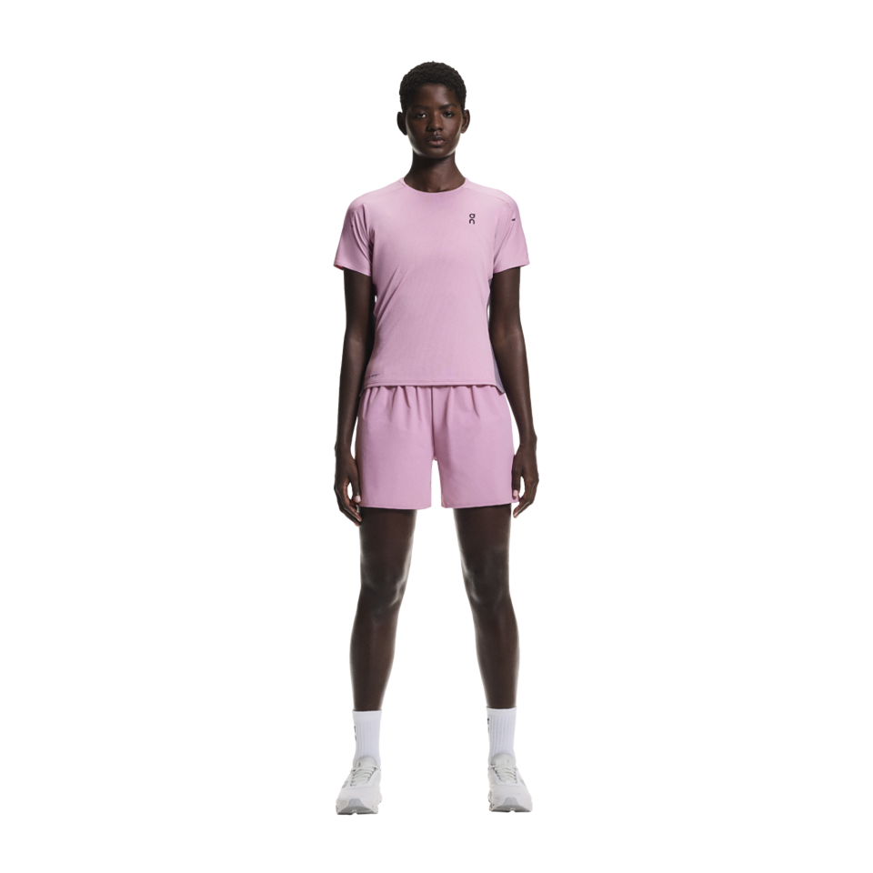 On Women's Performance-T Sakura/Dew Berry