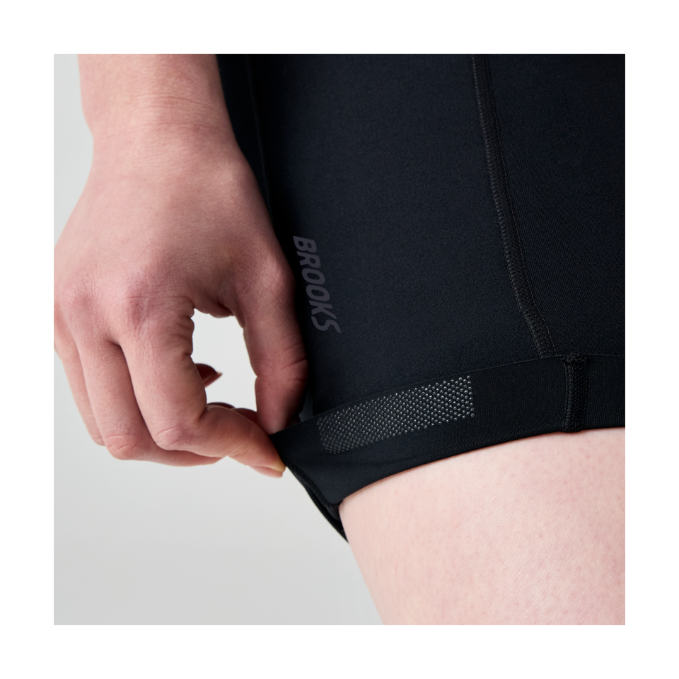 Brooks Women's Chaser 7" Short Tight Black