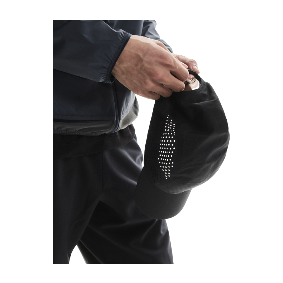 On Unisex Lightweight Cap Black