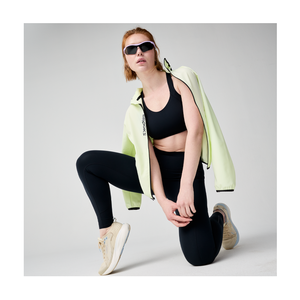 Brooks Women's Chaser Padded Bra Black