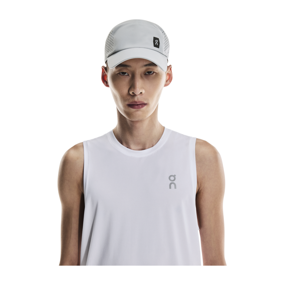 On Unisex Lightweight Cap Glacier