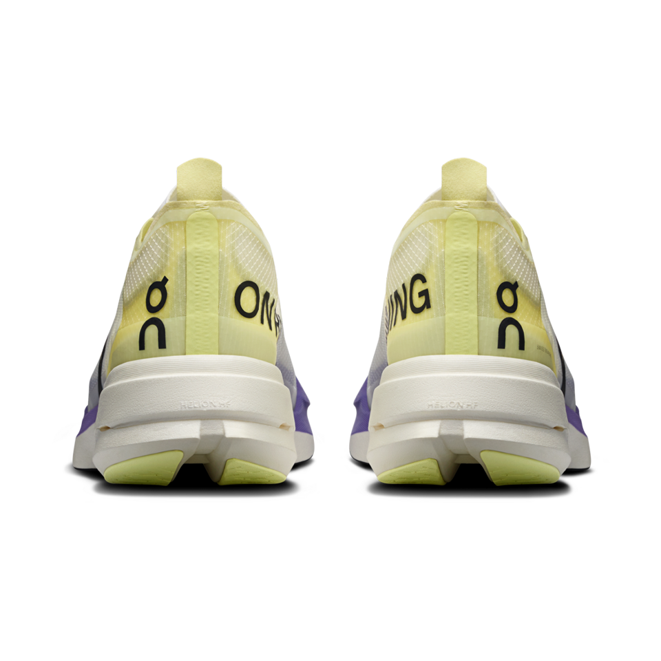 On Women's Cloudboom Strike Juniper/Limelight