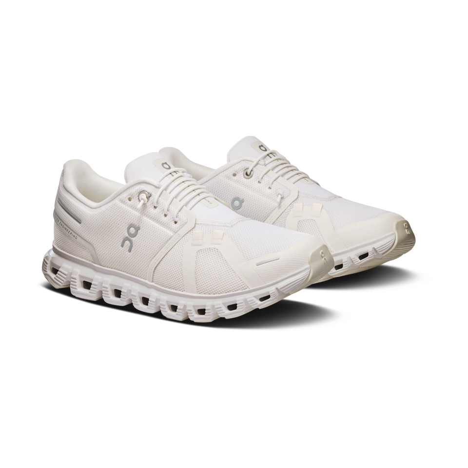 On Women's Cloud 6 White/White