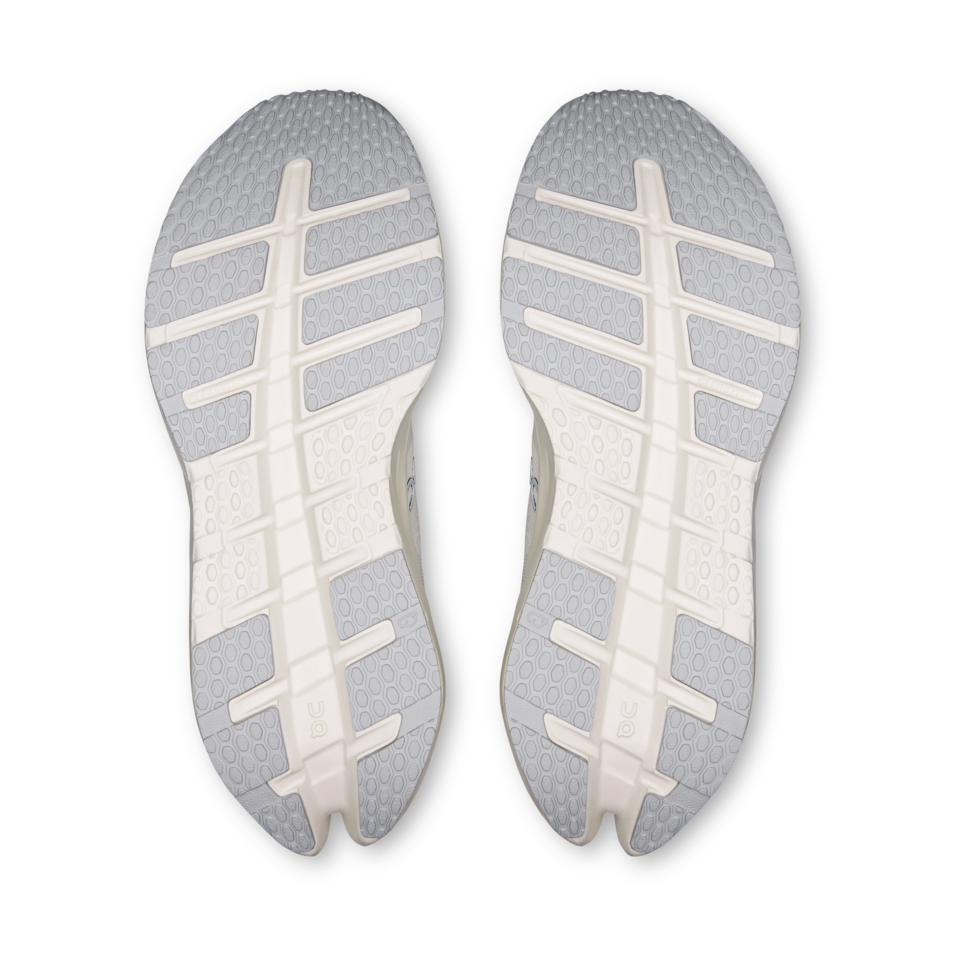 On Women's Cloudrunner 3 White/Ivory