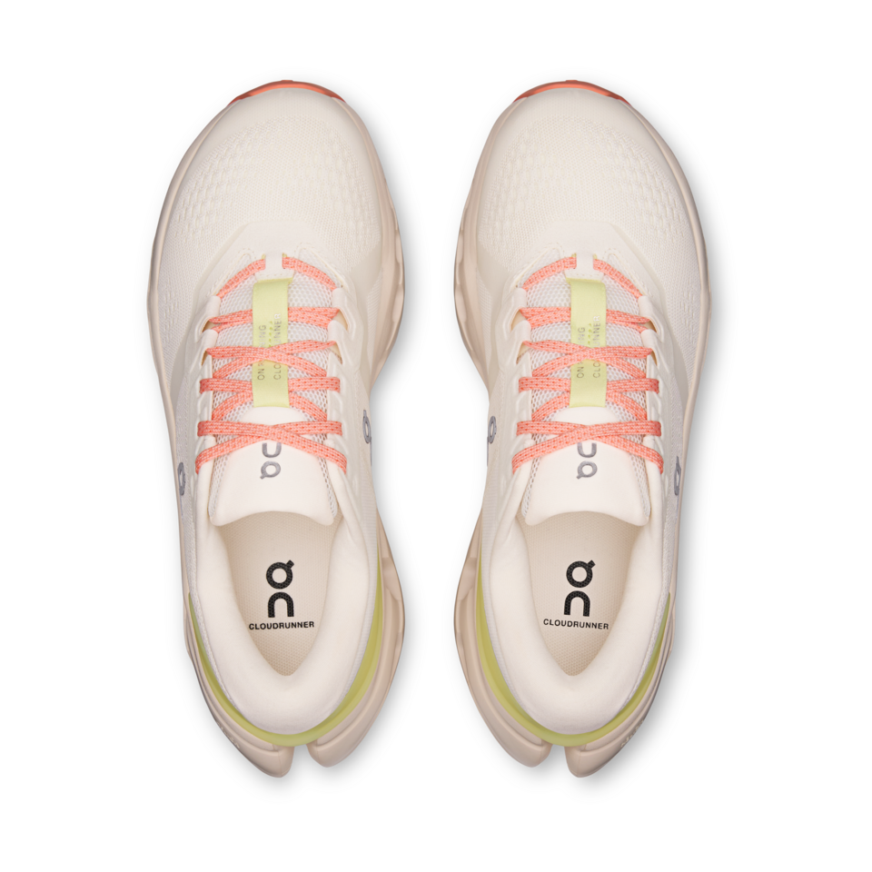 On Women's Cloudrunner 3 Ivory/Dew