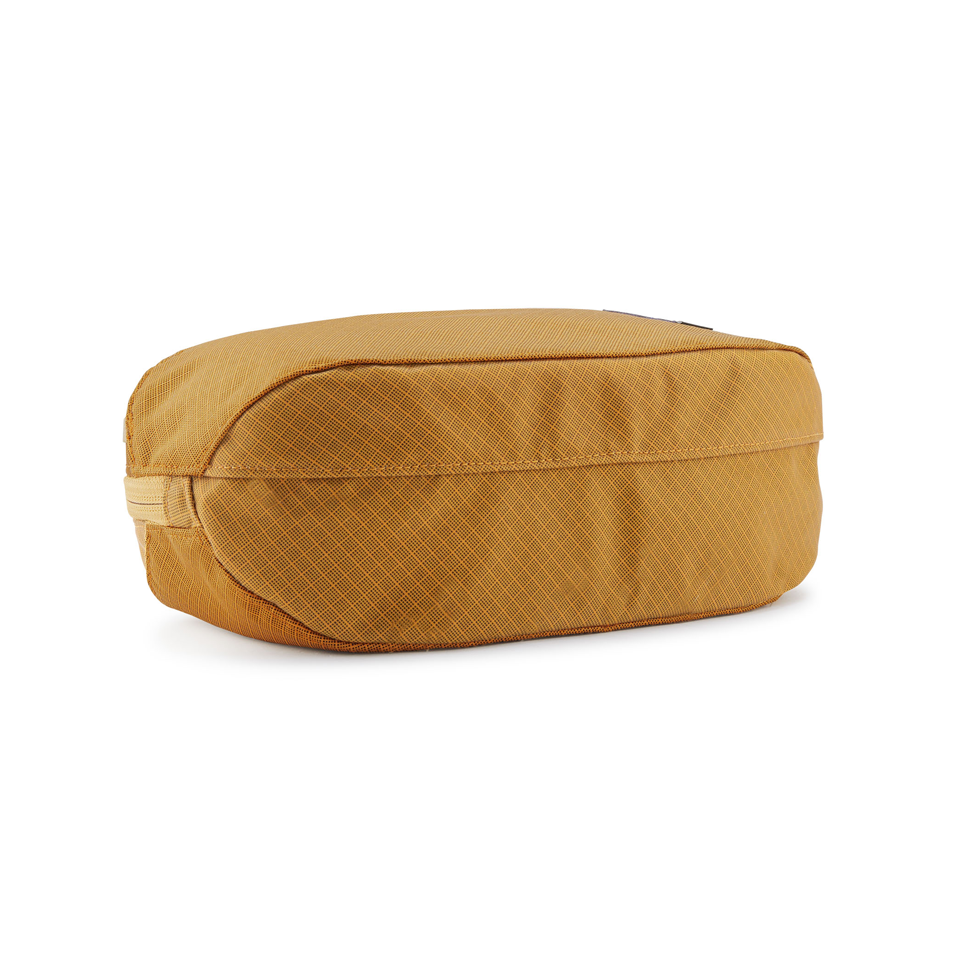 Patagonia Black Hole Cube 3L Pufferfish Gold w/Beeswax Tan