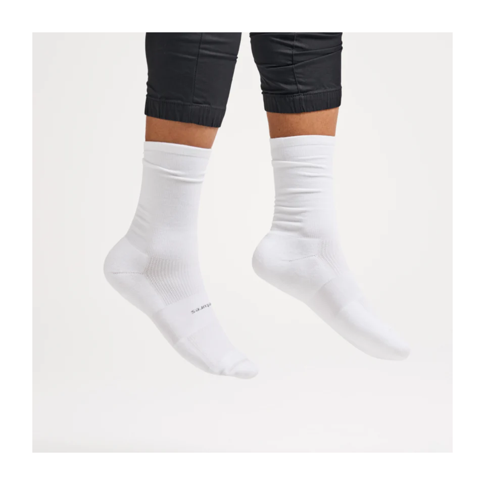 Feetures HIGH PERFORMANCE Max Cushion Crew White