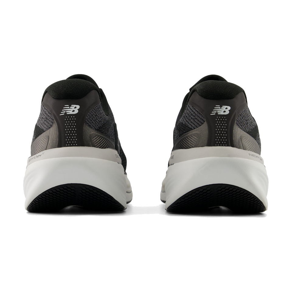 New Balance Men’s Fresh Foam X 860 v15 Black/White