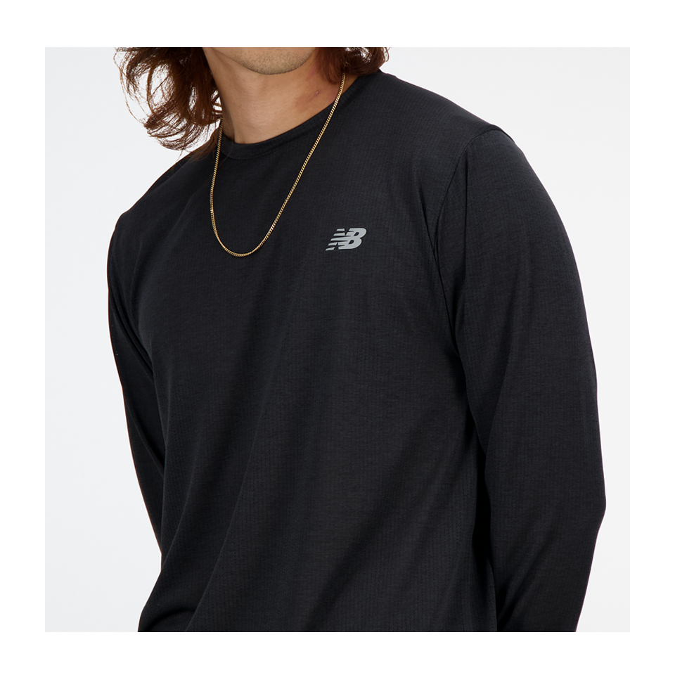 New Balance Men's Athletics Long Sleeve Black