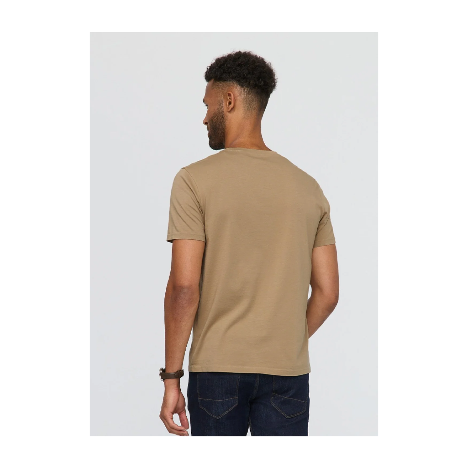 DUER Men's PurePima Tee Desert Khaki