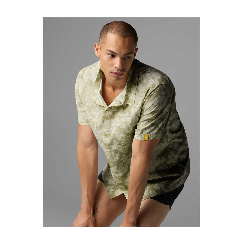 rabbit Men's High Country Relaxed SS Mohave Hibiscus
