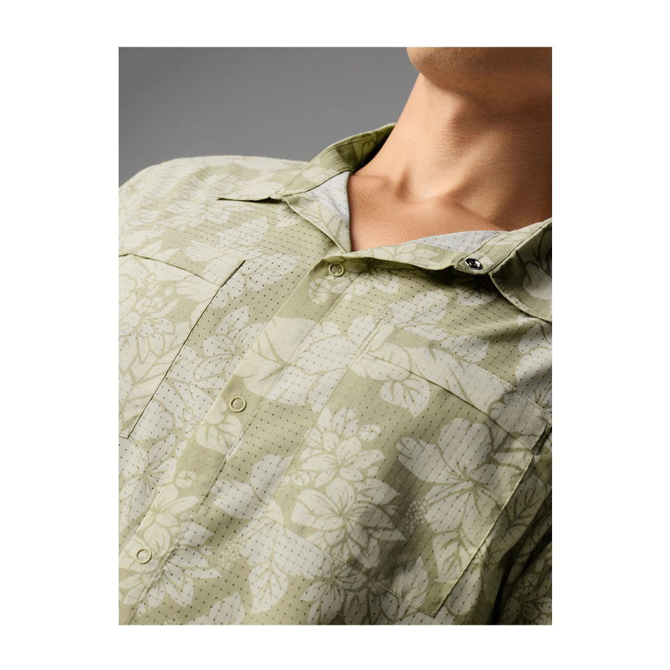 rabbit Men's High Country Relaxed SS Mohave Hibiscus