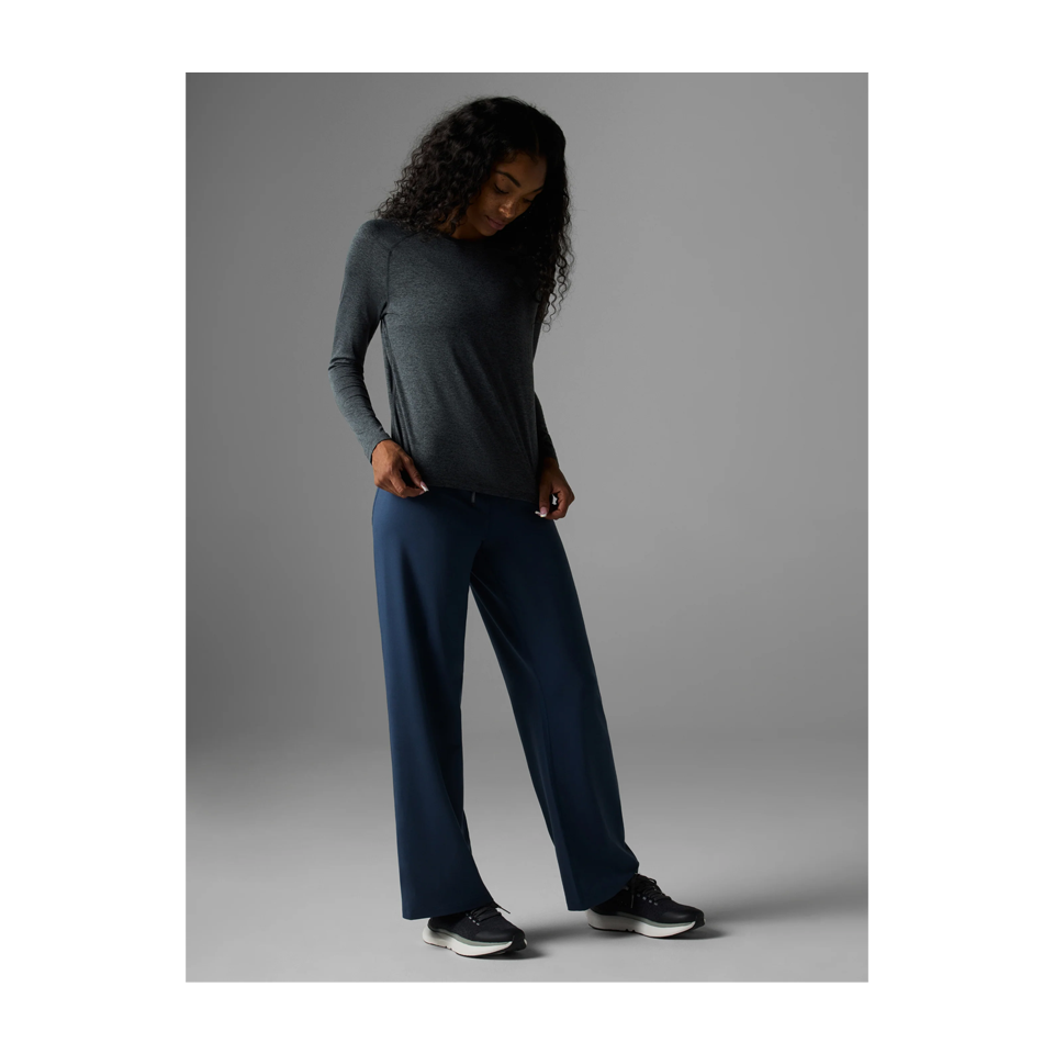 rabbit Women's EZ Tee LS Black Charcoal