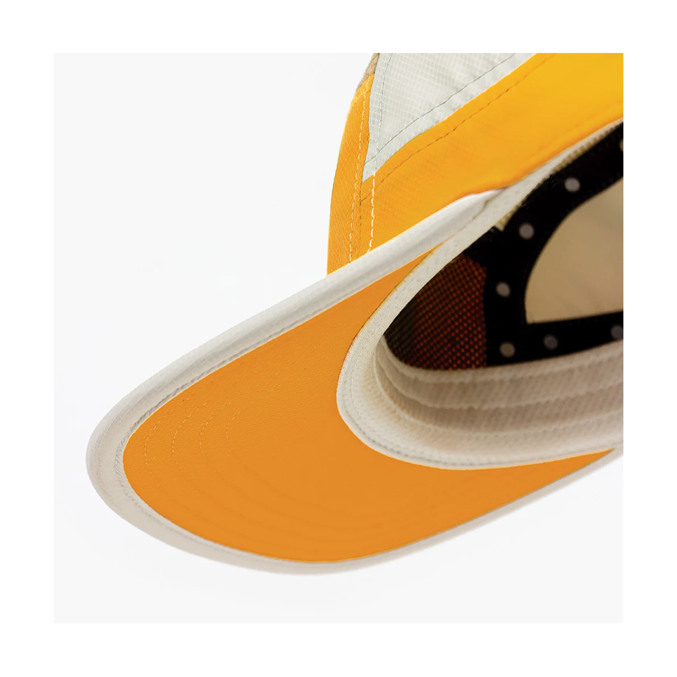 Ciele Athletics GOCap Field Iconic Bar Clementine