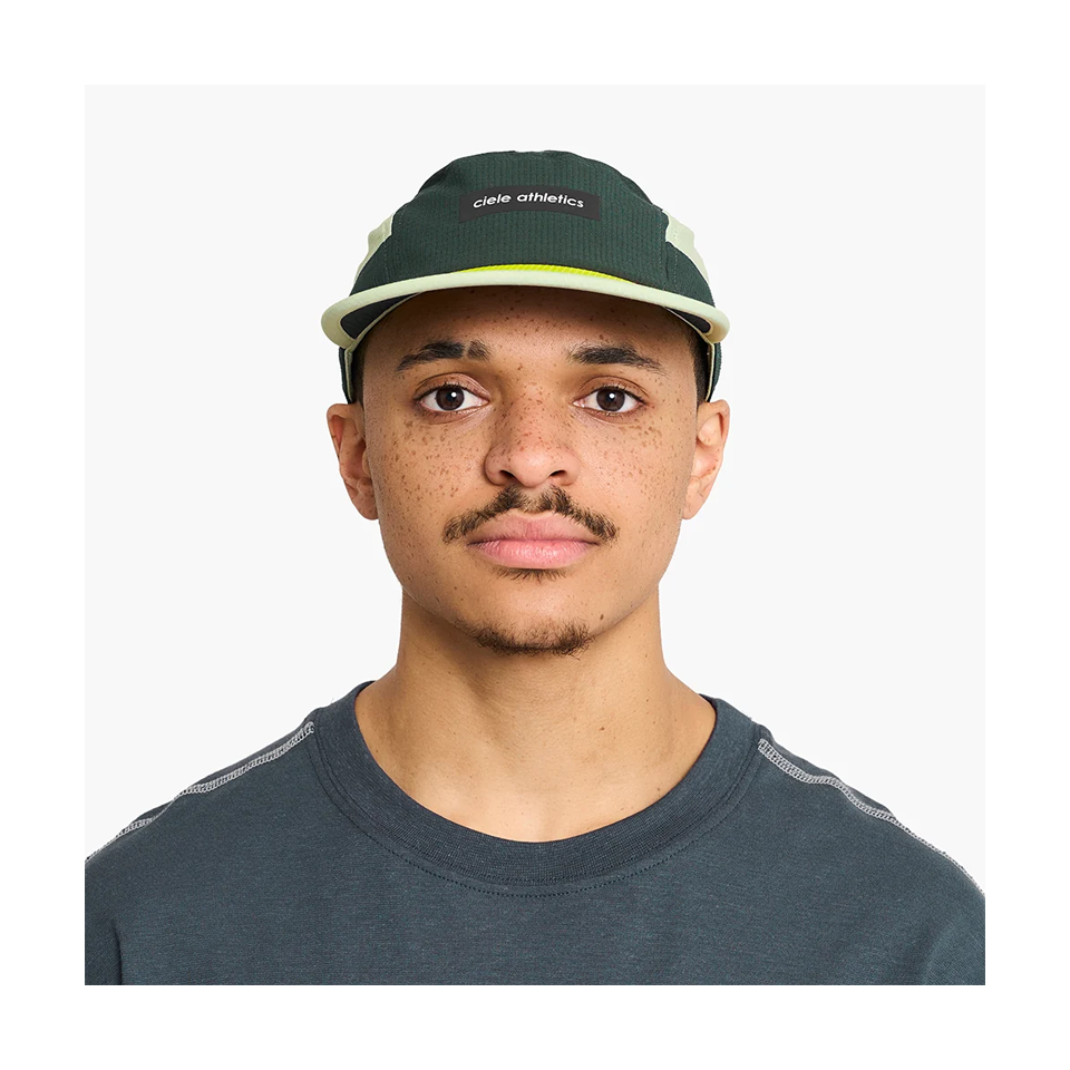 Ciele Athletics GOCap Field Iconic Bar Spruce/Light Moss
