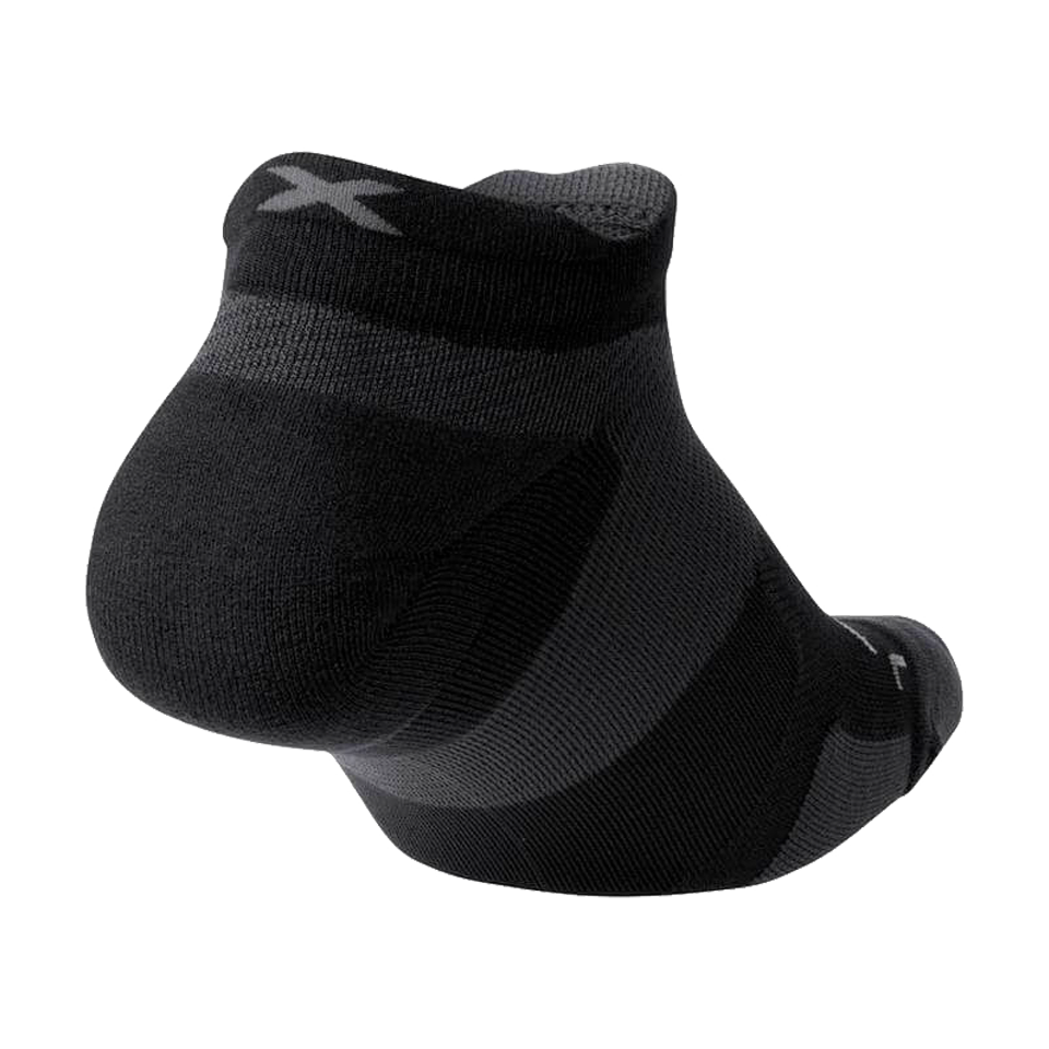2XU Vectr Light Cushion No Show Compression Socks Black/Titanium