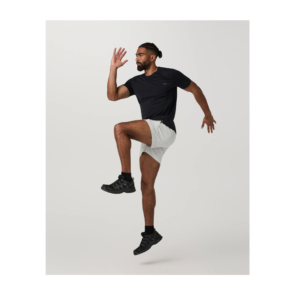 Vuori Men's Short Sleeve Strato Breathe Tee Black