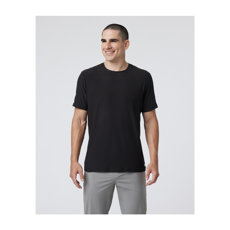 Vuori Men's Strato Tech Tee Black