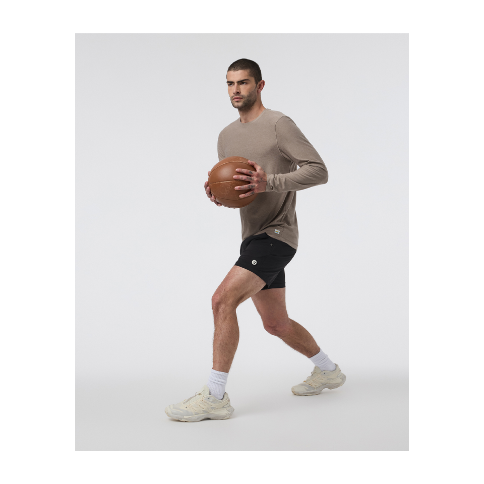 Vuori Men's Long Sleeve Strato Tech Tee Mocha Heather