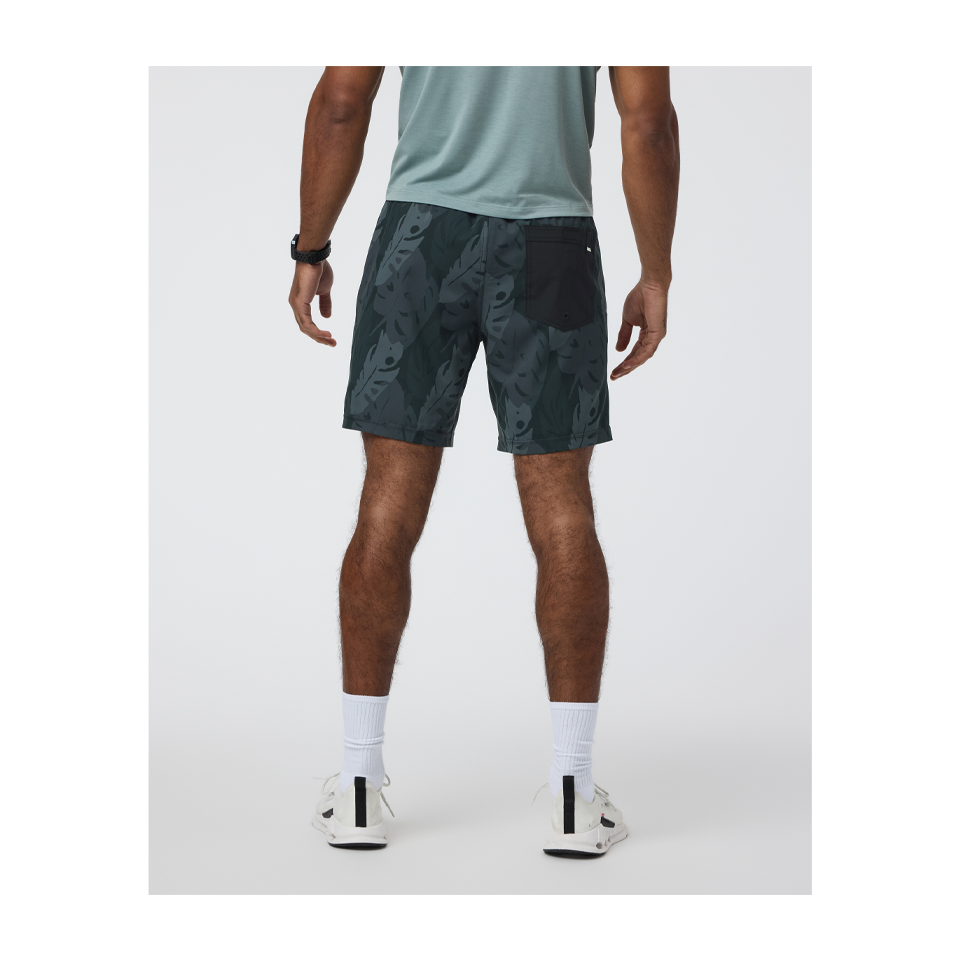 Vuori Men's Kore Short Black Leaves