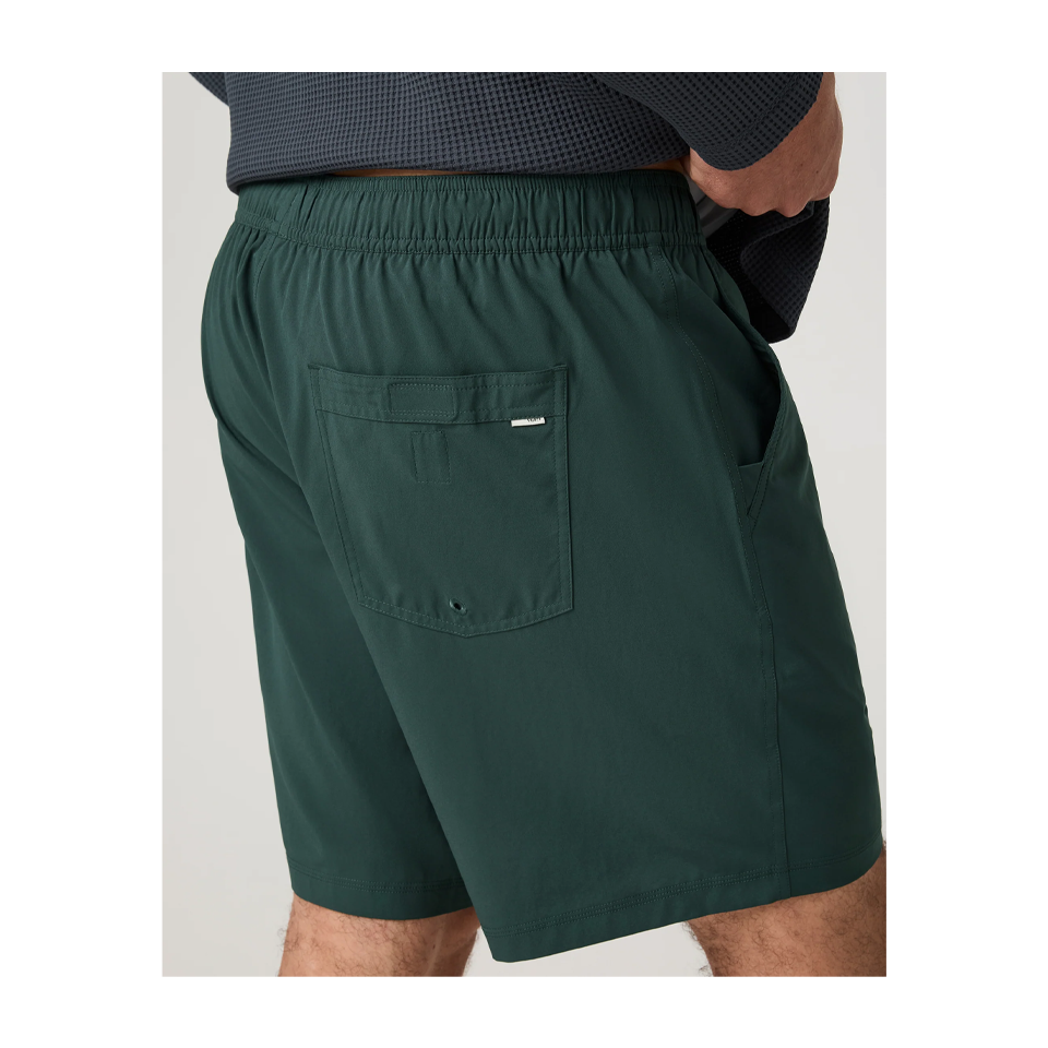 Vuori Men's Kore Short Lined 7" Hemlock