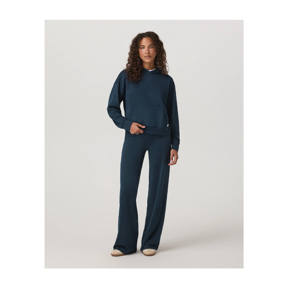 Vuori Women's Halo Modern Pullover Hoodie Blue Coast Heather