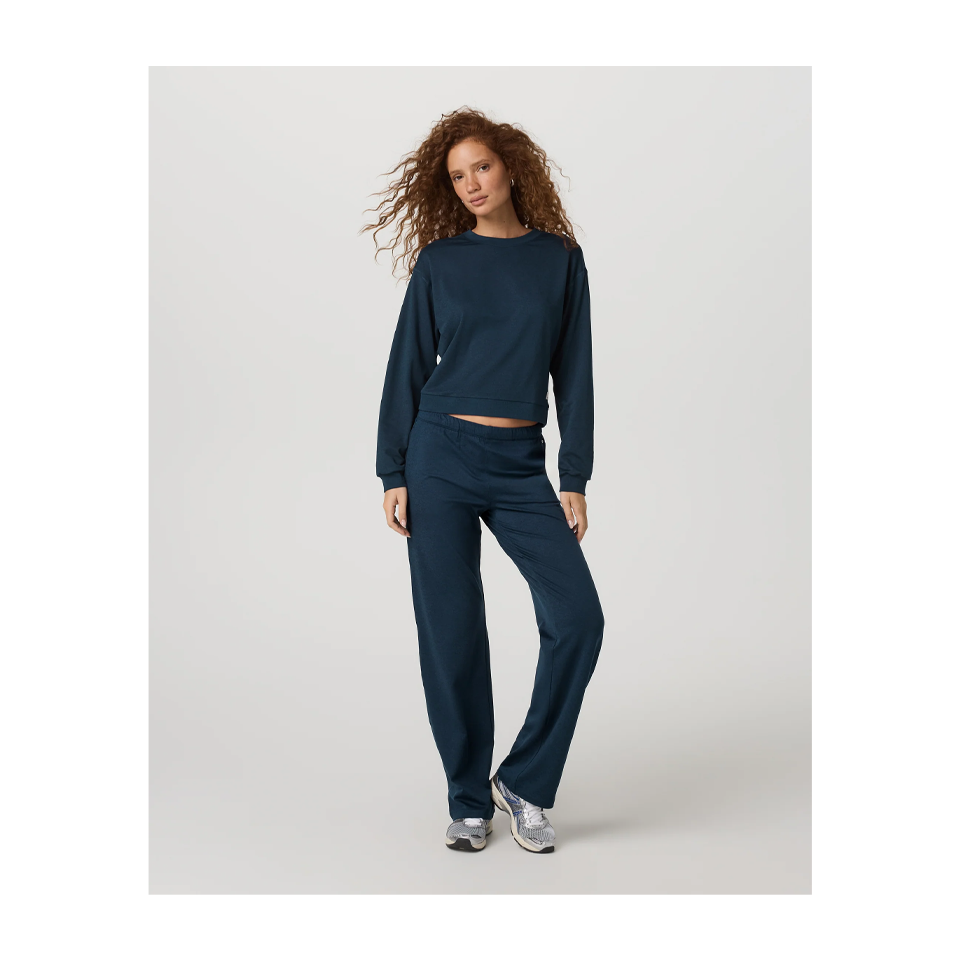 Vuori Women's Halo Modern Crew Blue Coast Heather
