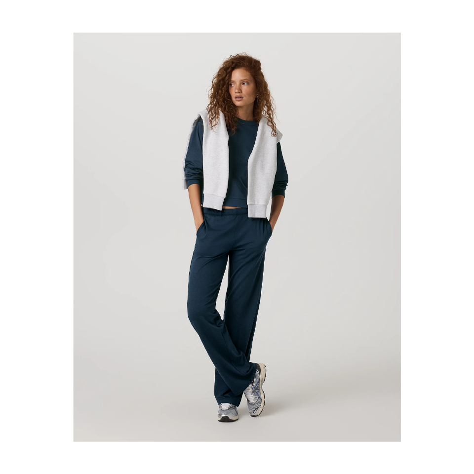 Vuori Women's Halo Modern Crew Blue Coast Heather