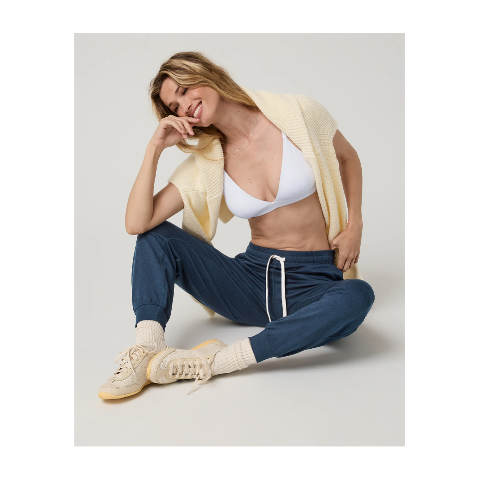 Vuori Women's Performance Jogger Blue Coast Heather