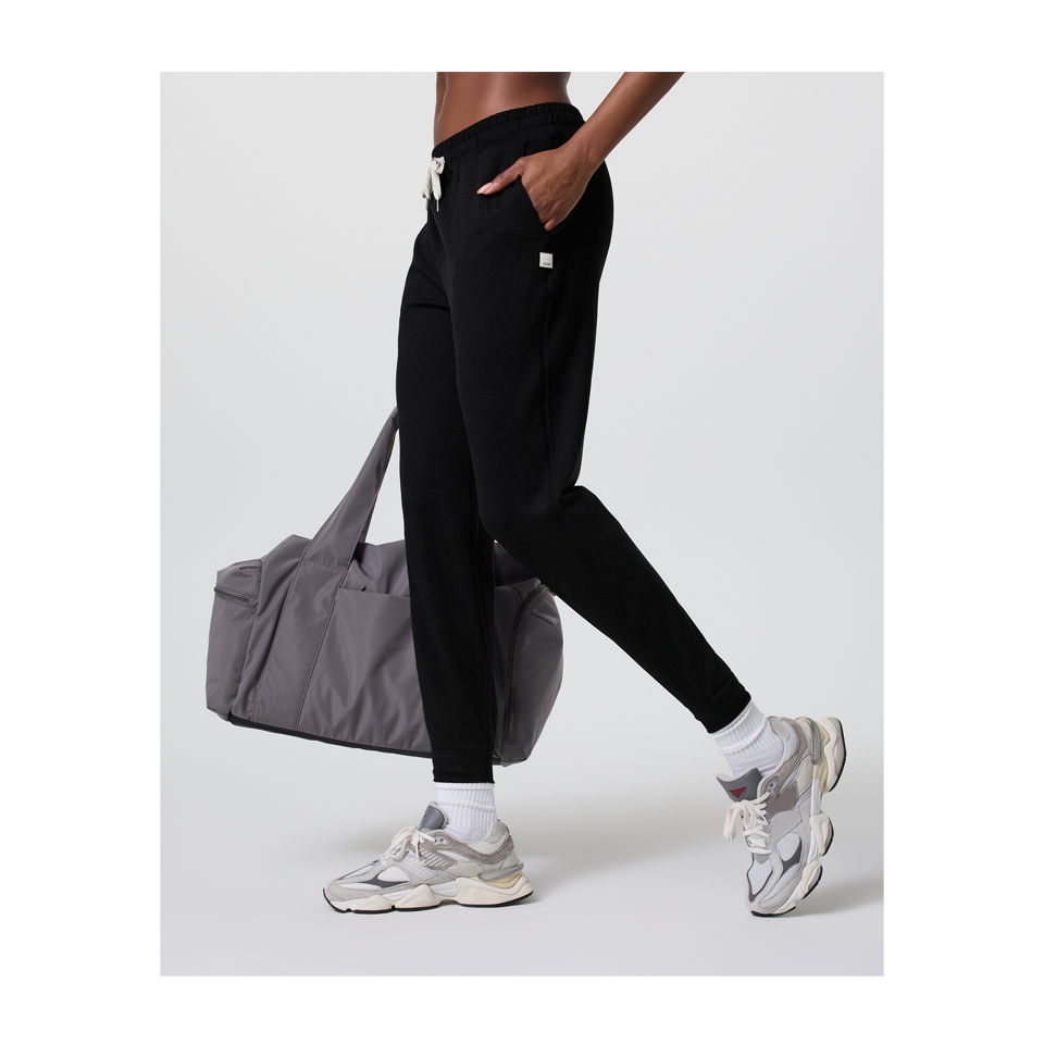 Vuori Women's Performance Jogger Black Heather