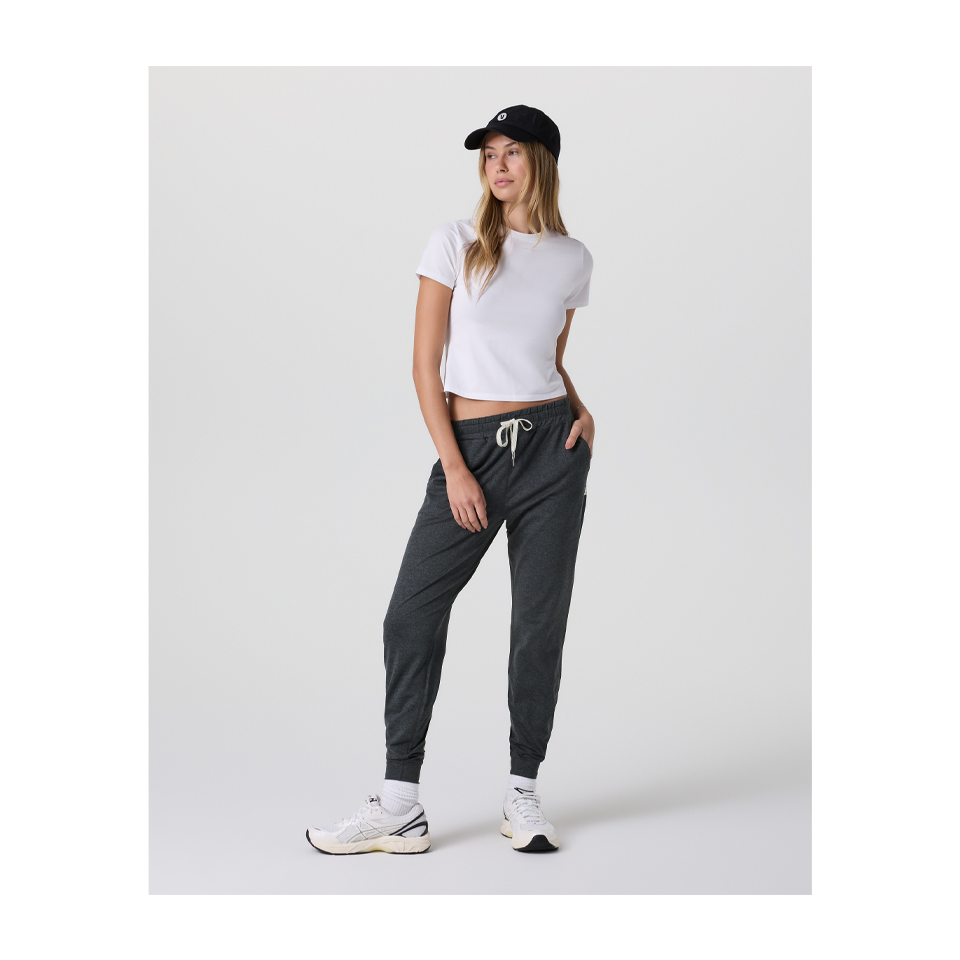 Vuori Women's Performance Jogger Charcoal