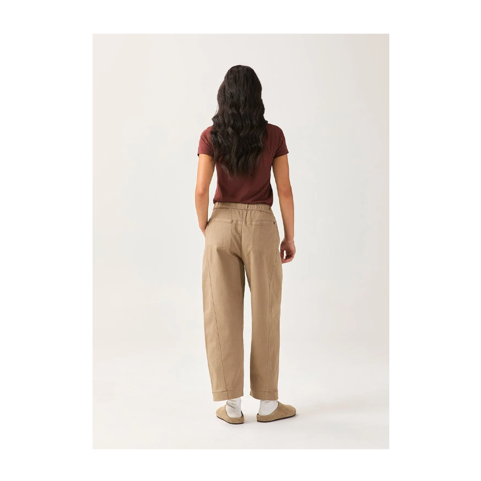 DUER Women's FlexTwill Barrel Pull On Pant Desert Tan