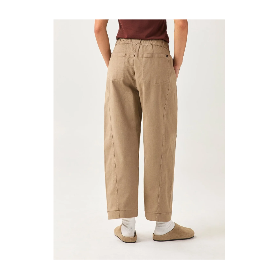 DUER Women's FlexTwill Barrel Pull On Pant Desert Tan