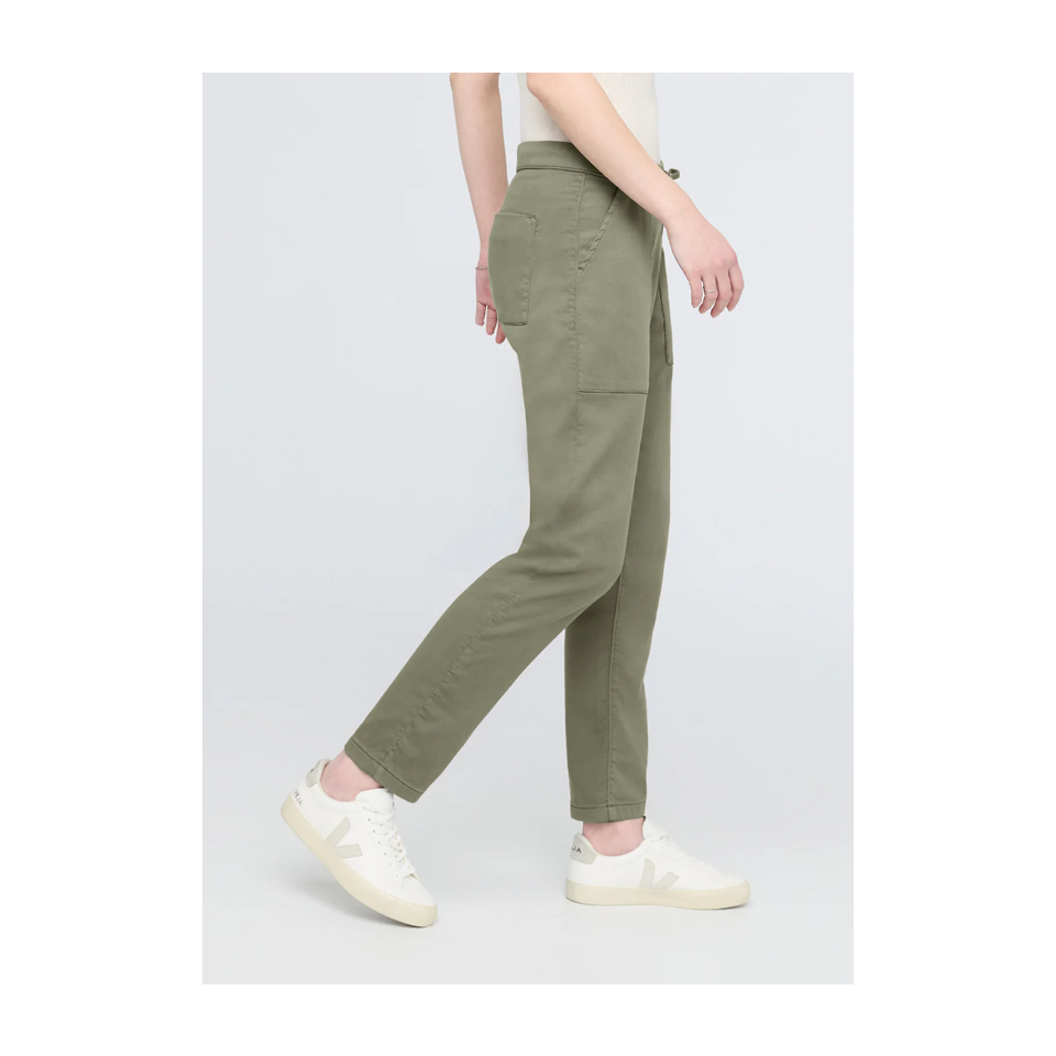 DUER Women's No Sweat Harbour Pant Light Olive