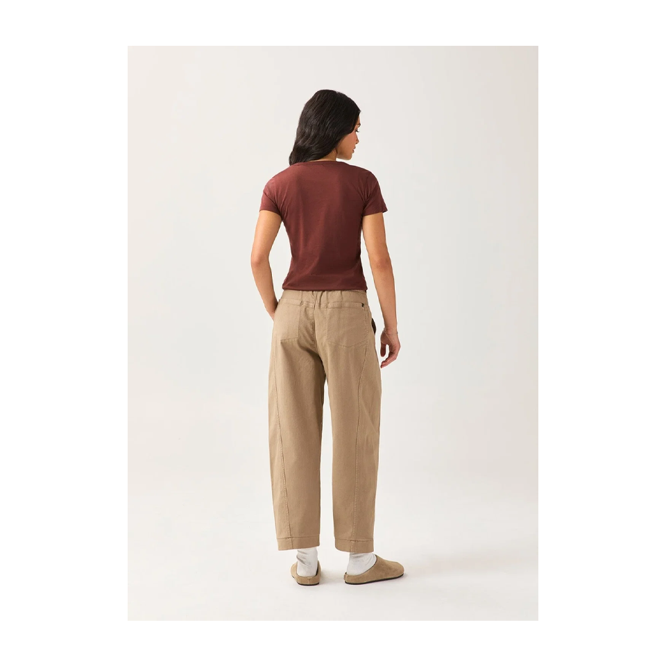 DUER Women's PurePima Slim Crew Chestnut