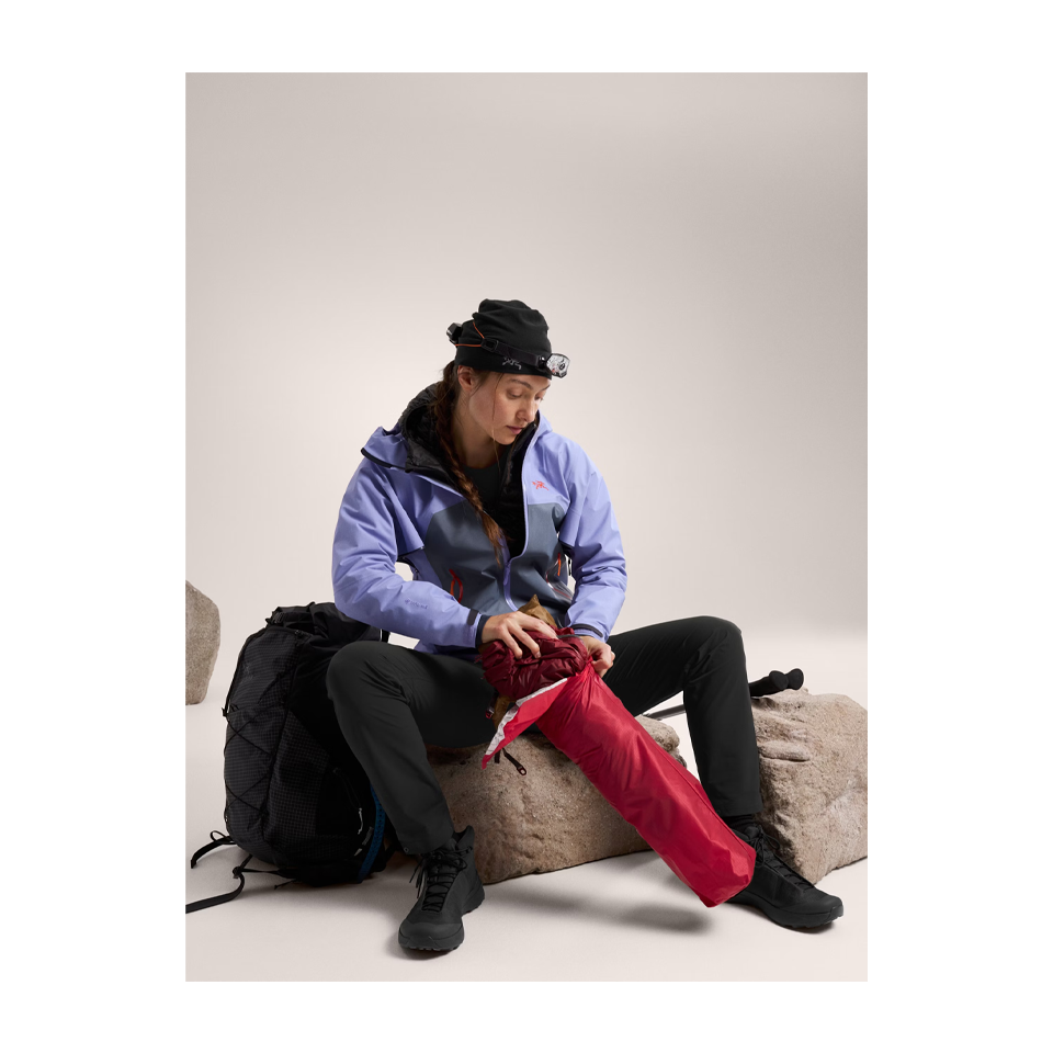 Arc'teryx Women's Beta SL Jacket Twilight Trail