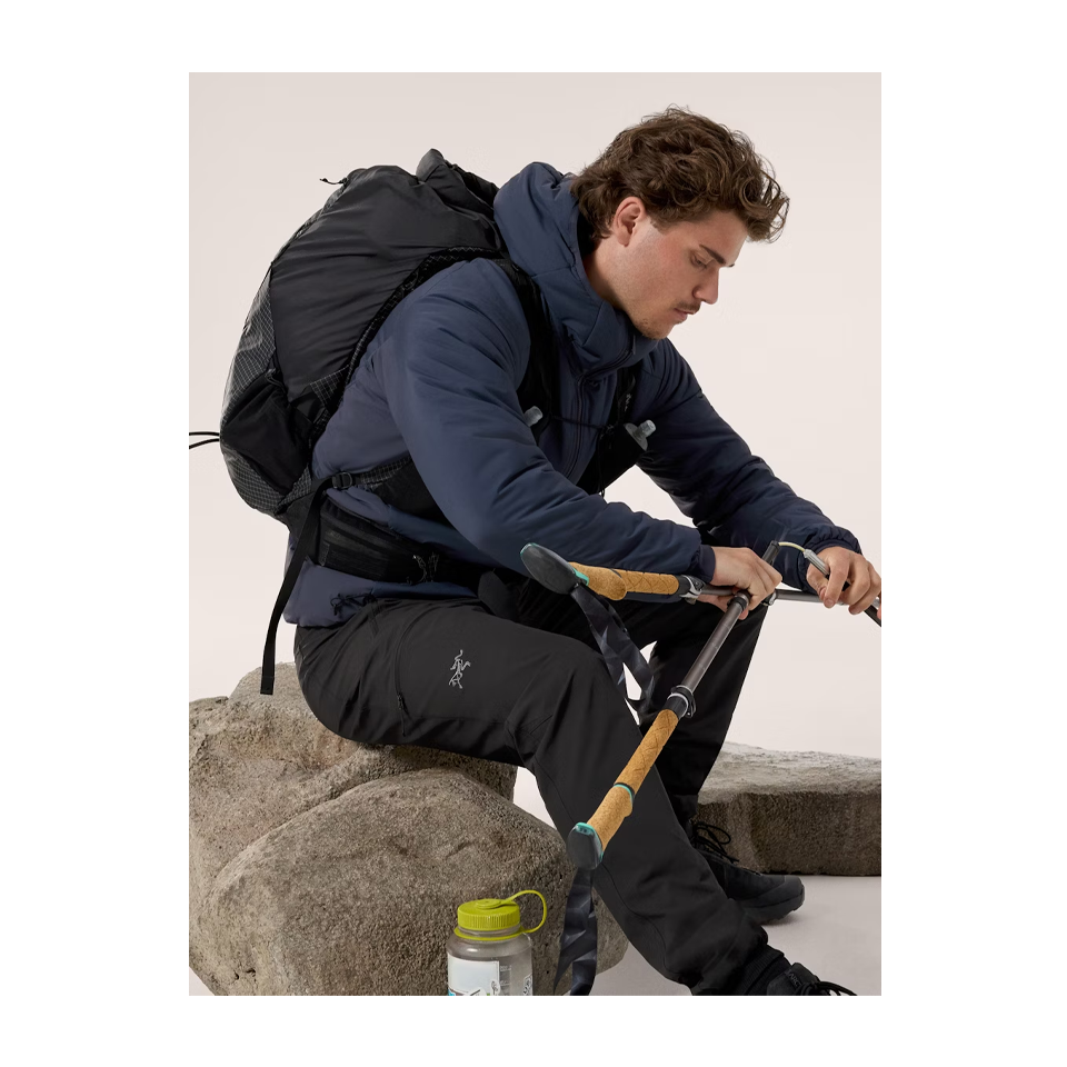 Arc'teryx Men's Atom SV Hoody Black Sapphire