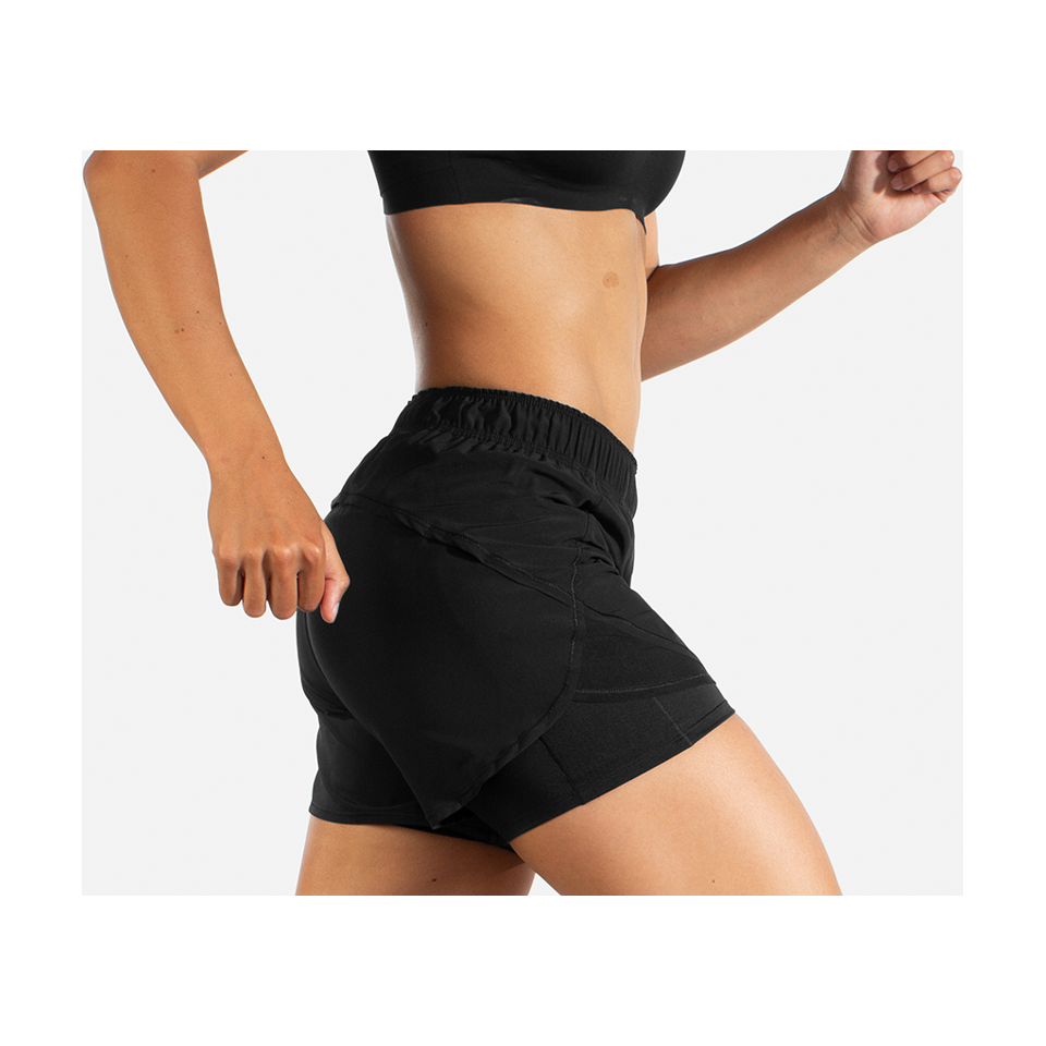 Brooks Women's Chaser 5" 2-in-1 Short Black