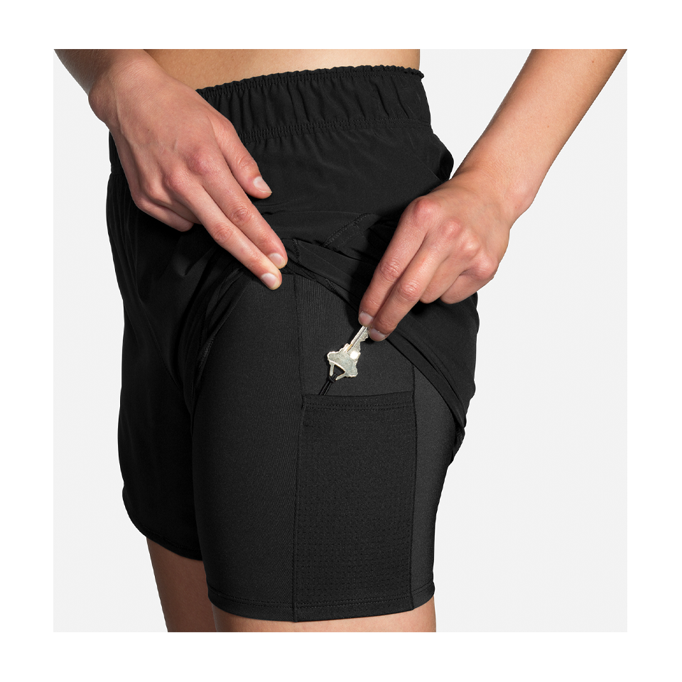 Brooks Women's Chaser 5" 2-in-1 Short Black