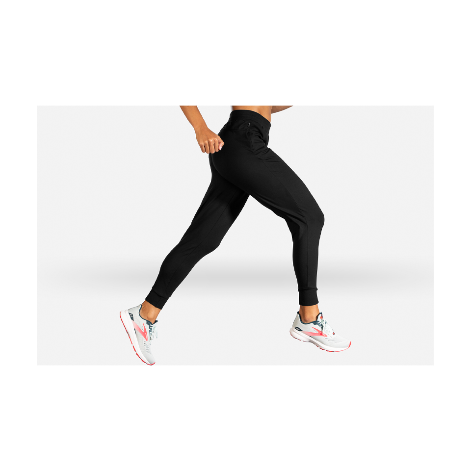 Brooks Women's Momentum Thermal Pant Black