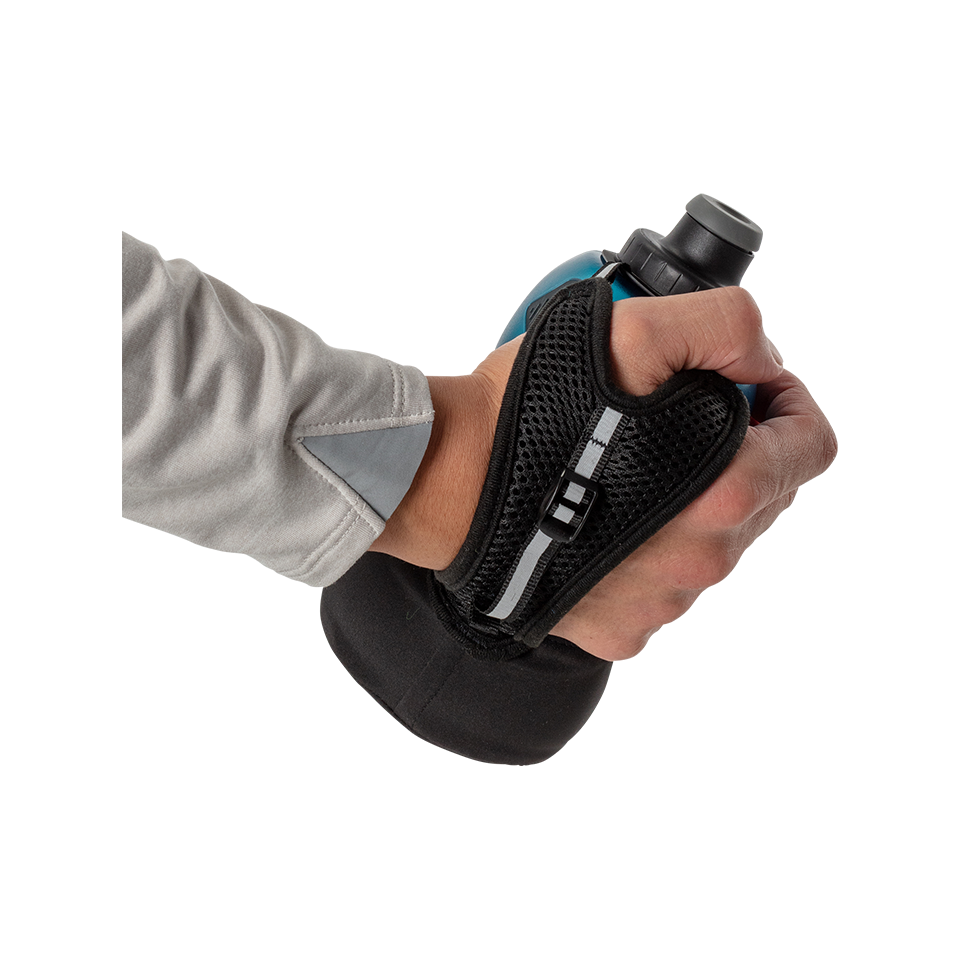 Nathan Quick Squeeze Lite 18 oz Handheld Black/Marine Blue