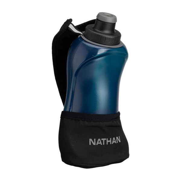 Nathan Quick Squeeze Lite 18 oz Handheld Black/Marine Blue