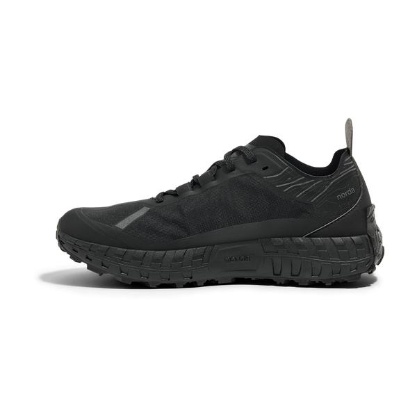 norda Men's 001A Stealth Black