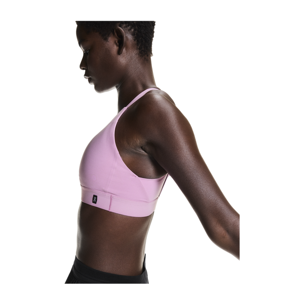 On Women's Performance Bra Sakura