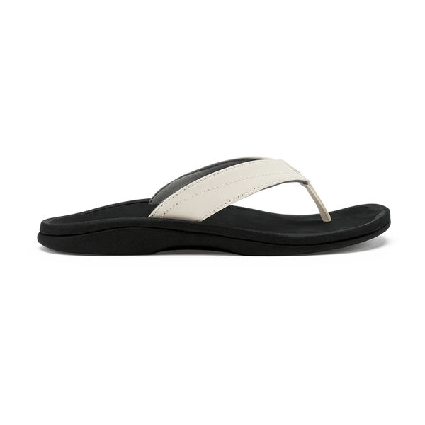 OluKai Women's 'Ohana Bright White/Black